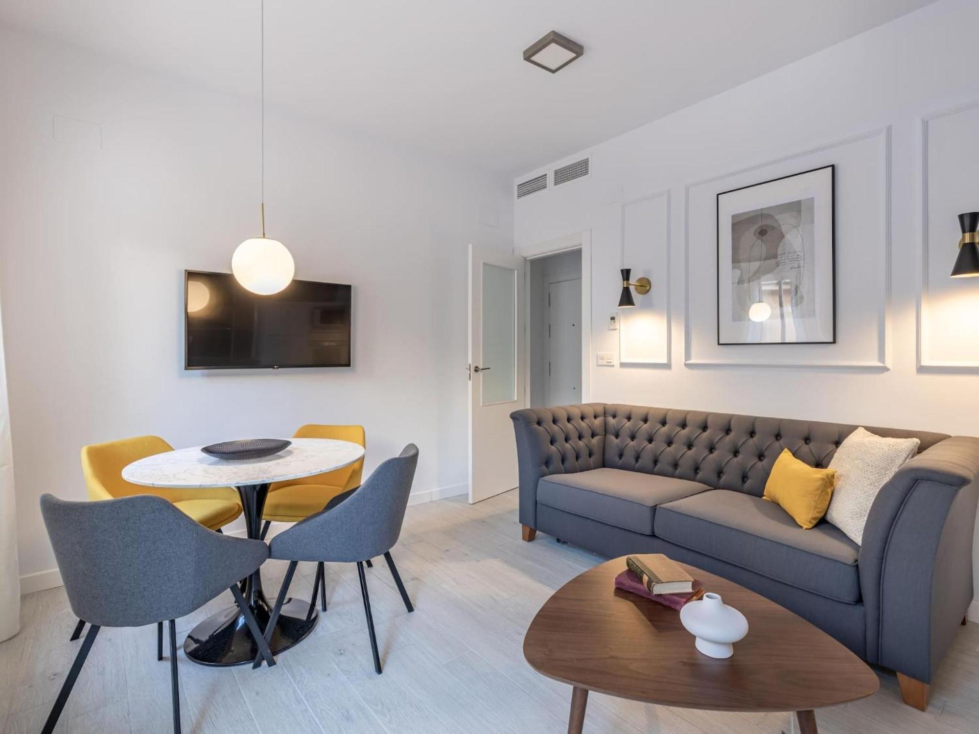 Central Stylish And Elegant 1 & 2 Bedroom Apartments III Grenade Extérieur photo