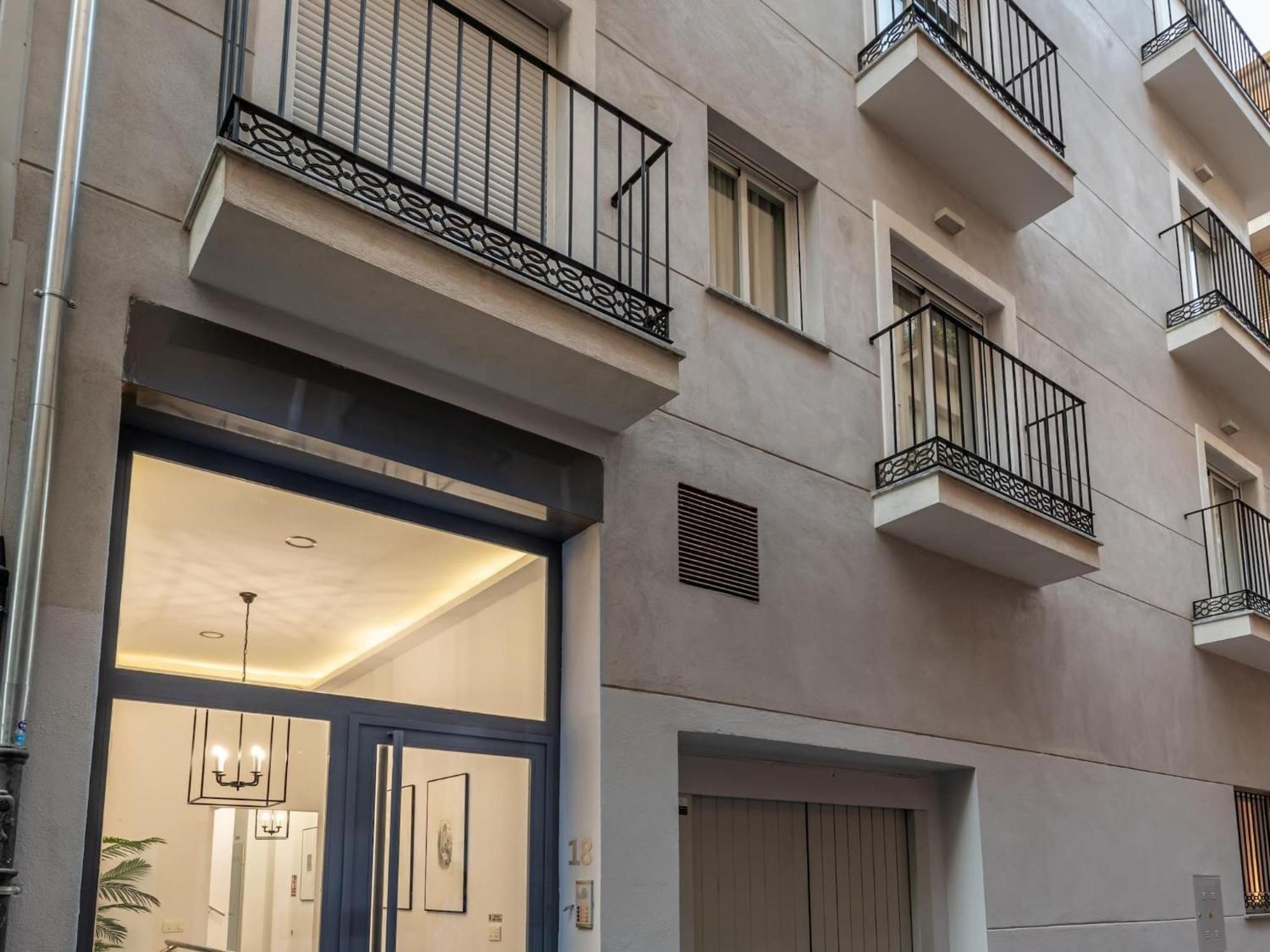 Central Stylish And Elegant 1 & 2 Bedroom Apartments III Grenade Extérieur photo